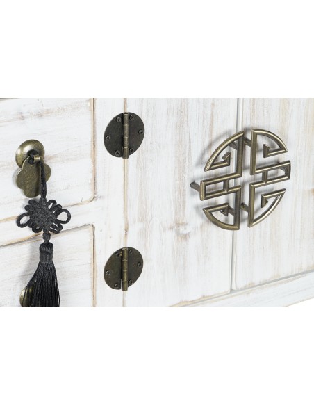 Consola oriental envejecida