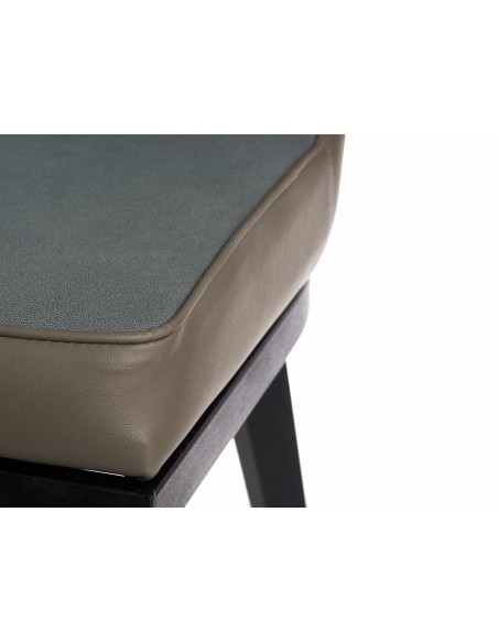 Sillon azul respaldo concha borde gris