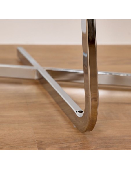 Silla Blanca Pu con pie Metal cromado