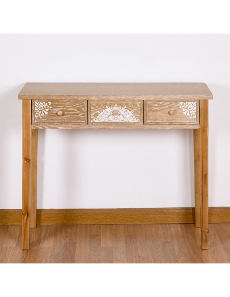 Recibidor de madera con tres cajones decorados