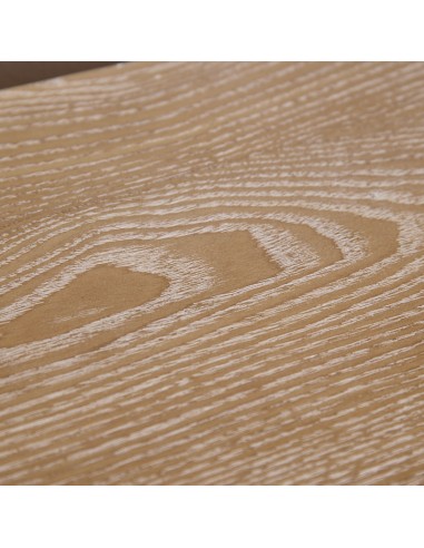 Recibidor de madera con tres cajones decorados