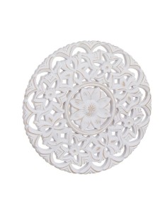 Decoración de pared de madera blanca calada