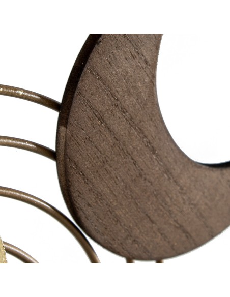 Decoración de pared de metal y madera